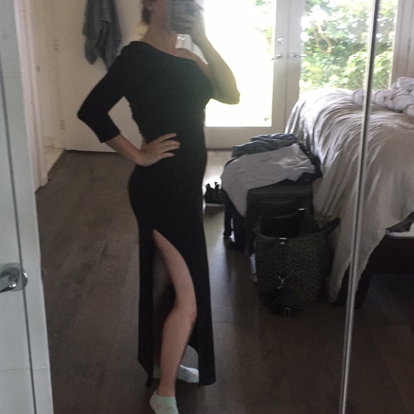 Forever 21 size small black one shoulder slit gown - Picture 2 of 3